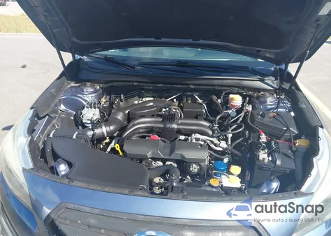 2015 Subaru Outback 2.5I Limited z USA, uszkodzony, nr VIN 4S4BSBLC7F3309794